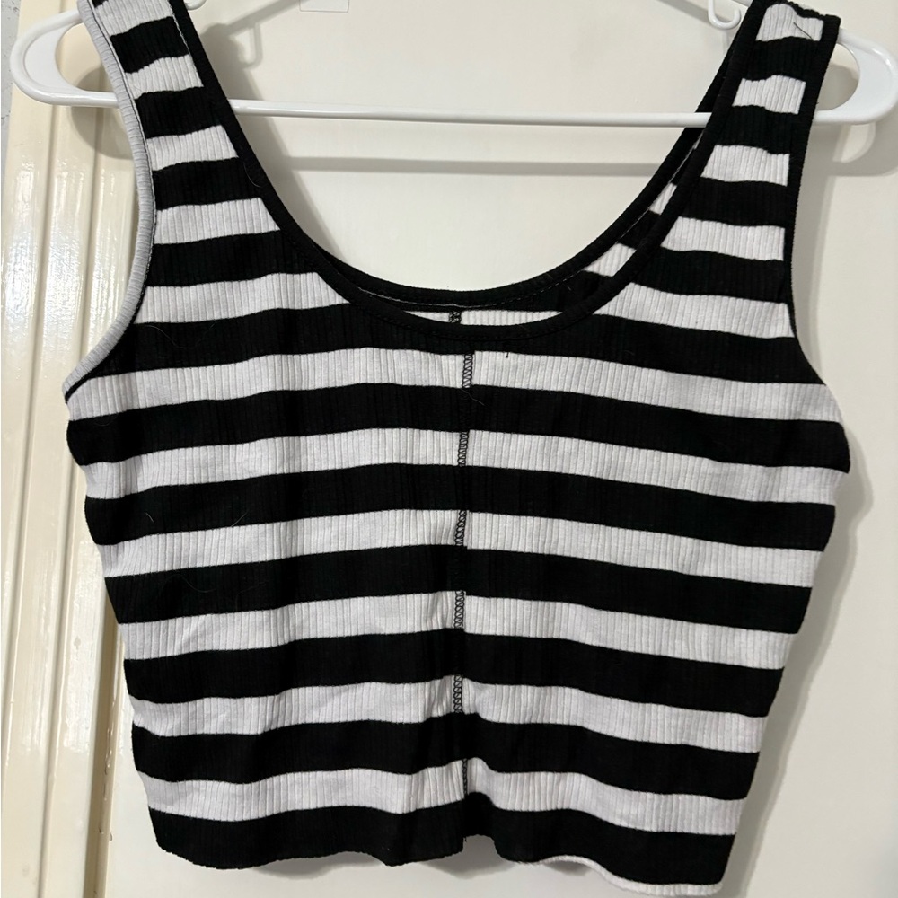 ❤️‍🔥3 for $20❤️‍🔥 Striped Cropped Tank